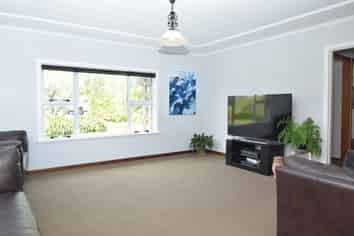 9 Grice Road, Wharehine