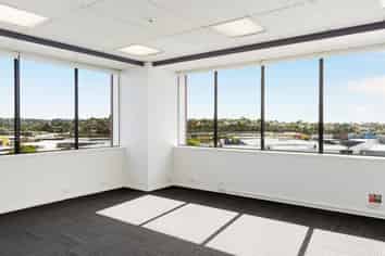 Elevated office with incentives