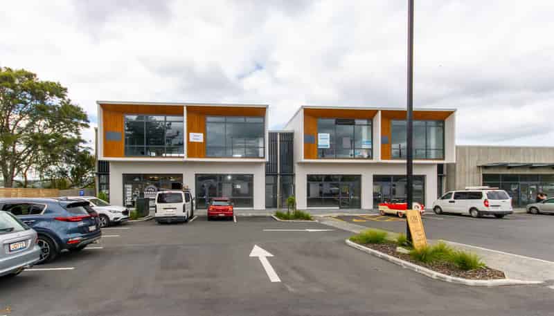 2181 East Coast Road, Silverdale