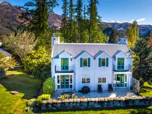 7 Chalmers Close, Arrowtown