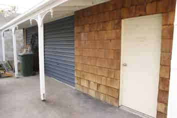 82m2 building   "For Lease"