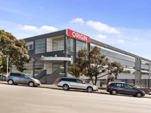 SOUGHT AFTER VICTORIA PRECINCT