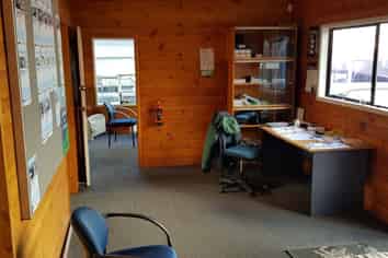 YARD PLUS SMALL OFFICE ON BUSY MAIN ROAD KUMEU