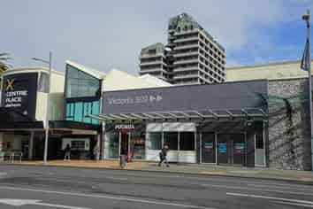 Victoria Street retail space