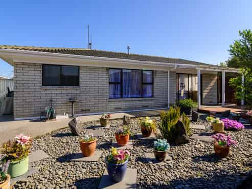 16A Grey Street, Glenholme