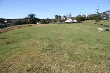 8 Juniper  Lane, Pukenui