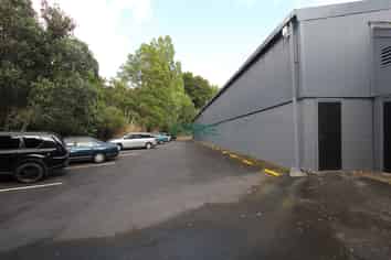 CBRE - Central Parnell Warehouse