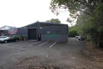 CBRE - Central Parnell Warehouse