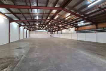 CBRE - Central Parnell Warehouse