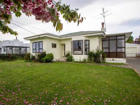 4 Mckenzie Terrace, Carterton