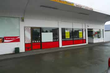 Suburban Retail in Dallington