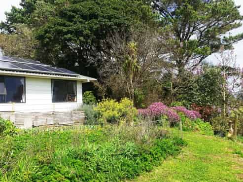 6388 South Road, Rahotu