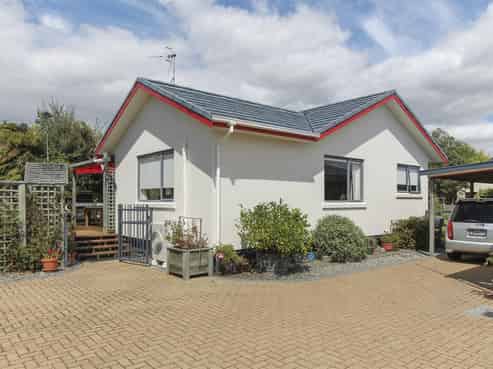 6A Holden Avenue, Holdens Bay