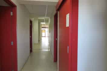 133M² OFFICE/RETAIL SPACE FOR LEASE NOW