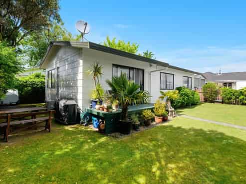 1A Kusabs Road, Mangakakahi