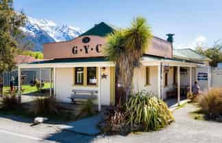 The Iconic Glenorchy Cafe