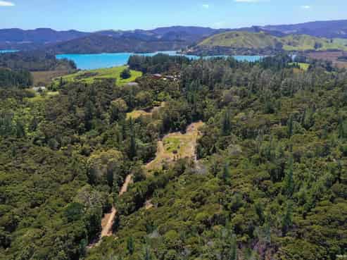 63 Wainui Road, Whangaroa