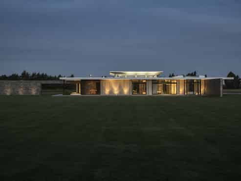 400 Pound Road, Yaldhurst