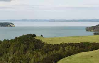 483 Burma Road, Tapora