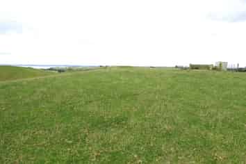 483 Burma Road, Tapora