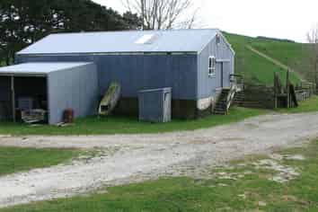 483 Burma Road, Tapora