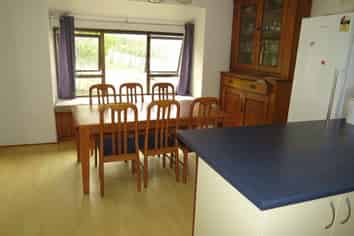 483 Burma Road, Tapora