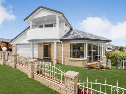 16 Mccahill Views, Botany Downs