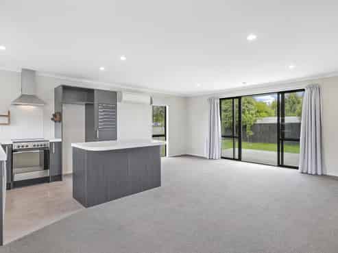 28 Railway Terrace East, Sheffield