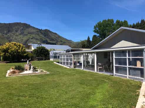 426 Abel Tasman Drive, Motupipi