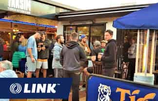 PRICE REDUCED. Incredible Low rent. Location Location Location