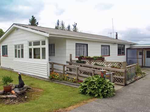 22 Denston Street, Blackball