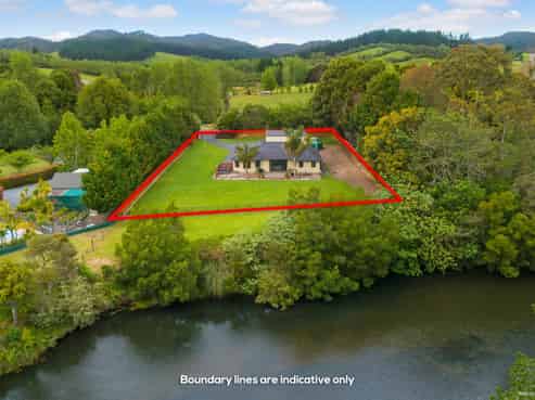 688 Puketona Road, Haruru