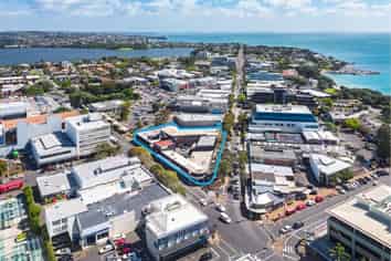 Takapuna’s Iconic Halls Corner