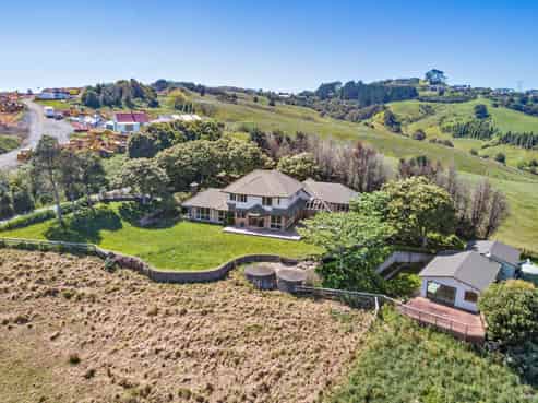 89 McQuoids Road, Flat Bush