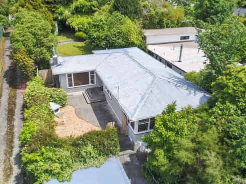 138 Hine Road, Wainuiomata