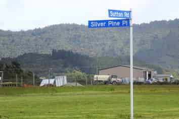 21 & 23 Silver Pine Place, Greymouth Surrounds