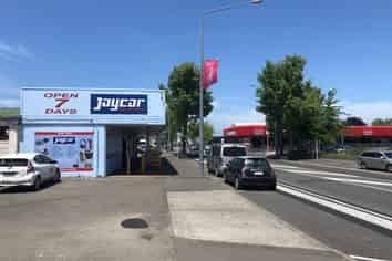 Location - profile - hot