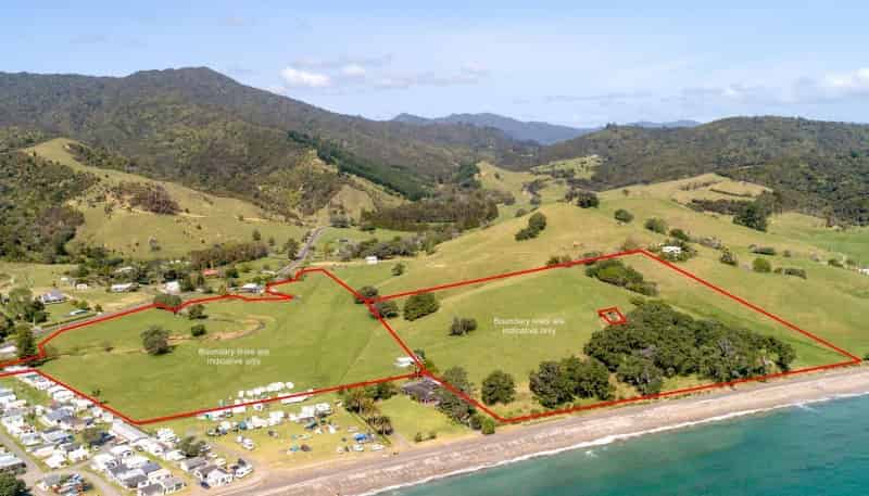 1045A and Colville Road, Coromandel