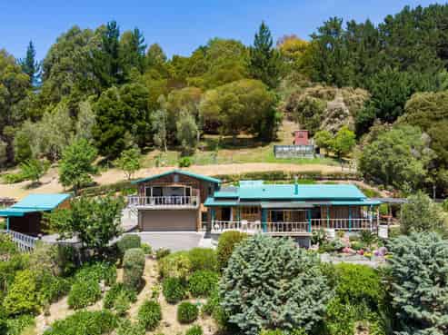 313 Hill Road, Eskdale