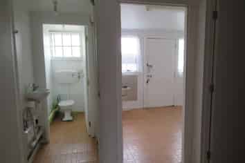 65M² RETAIL SHOP FOR LEASE