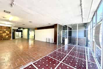 Bargain Price Warehouse / Showroom