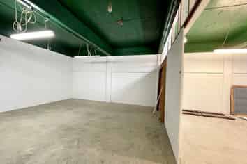 Bargain Price Warehouse / Showroom