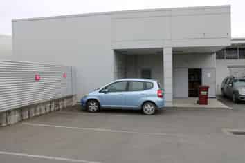 Open-plan retail/office space