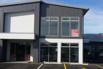 Modern Office Suite "Lease"