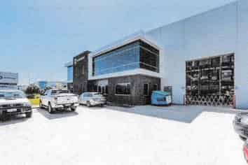 Quality Industrial Unit in Wiri!