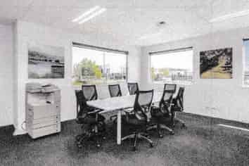 Quality Industrial Unit in Wiri!