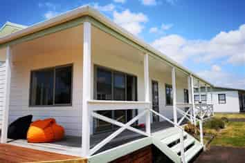 221 Ocean Road, Whangamata