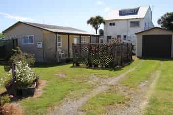 4 Cook Street, Carters Beach