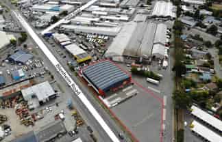 Profile Warehouse with Display Yard