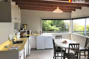 667 Bull Creek Road, Milton